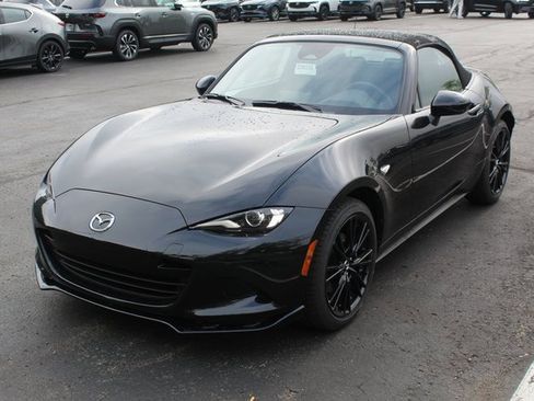 New 2025 MAZDA MX-5 Miata Club w/ Weather Package image 7