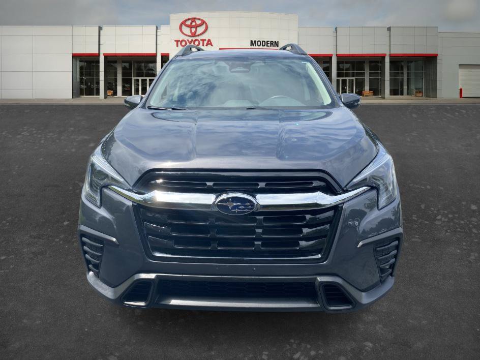 Used 2023 Subaru Ascent Limited AWD/4WD image 2