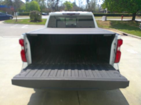 Used 2024 Chevrolet Silverado 1500 LTZ w/ Technology Package image 32