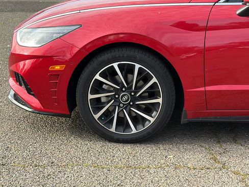 Used 2021 Hyundai Sonata Limited w/ Cargo Package image 9