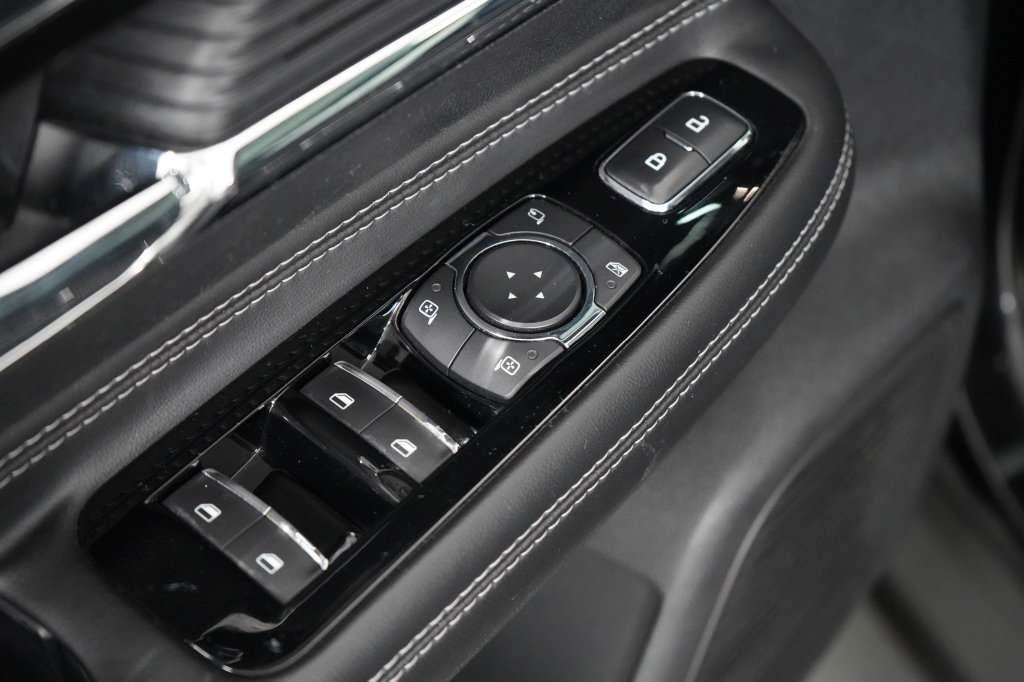 Used 2020 Lincoln Corsair AWD image 15