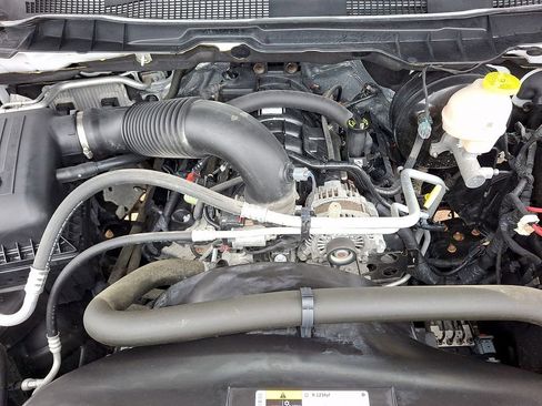 Used 2022 RAM 1500 Classic SLT w/ Electronics Convenience Group image 27