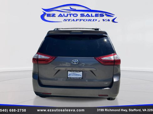 Used 2015 Toyota Sienna LE FWD image 6