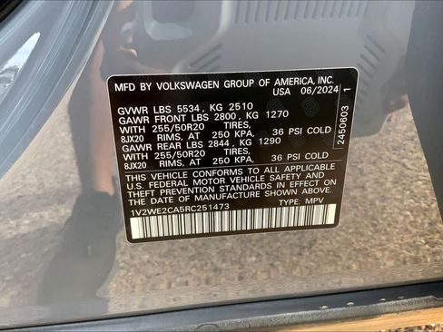 Used 2024 Volkswagen Atlas Cross Sport SE FWD image 36