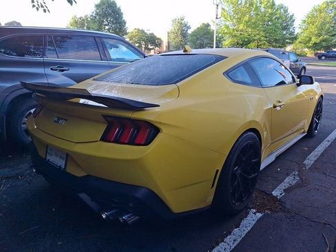 Used 2024 Ford Mustang GT RWD image 10