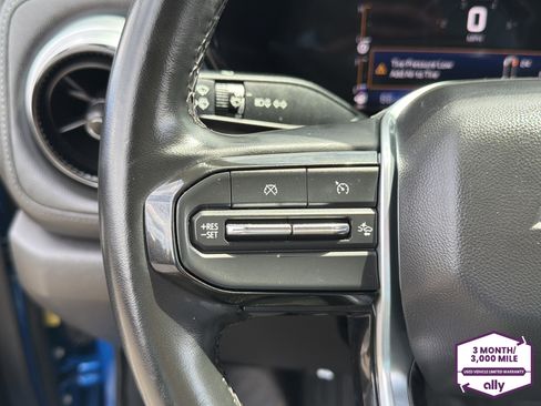 Used 2023 Chevrolet Colorado LT w/ LT Convenience Package RWD image 16