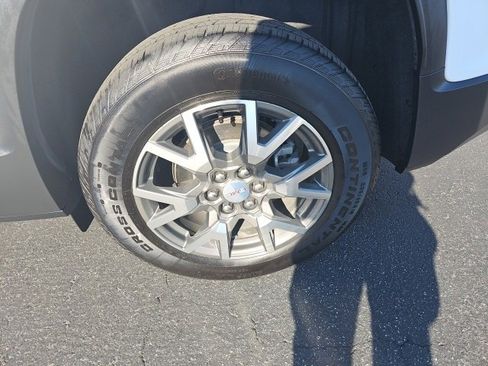 Used 2023 GMC Acadia SLE w/ Driver Convenience Package image 84