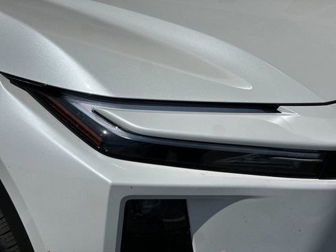 New 2026 Toyota C-HR AWD/4WD image 30