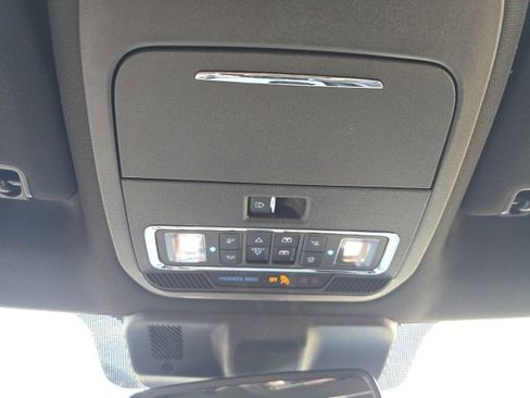 New 2025 Ford F150 Lariat w/ Equipment Group 501A Mid image 19