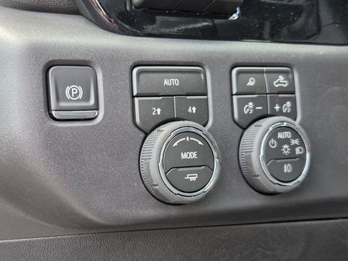 New 2026 Chevrolet Silverado 1500 LTZ w/ Technology Package image 12