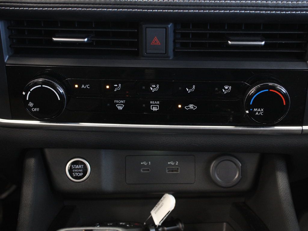 Used 2021 Nissan Rogue S FWD image 23