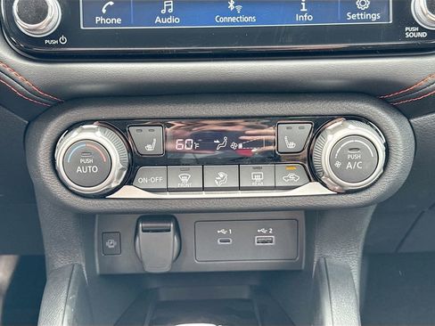 Used 2025 Nissan Versa SR w/ Trunk Package image 13