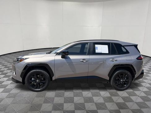 Used 2026 Toyota RAV4 SE AWD/4WD image 5