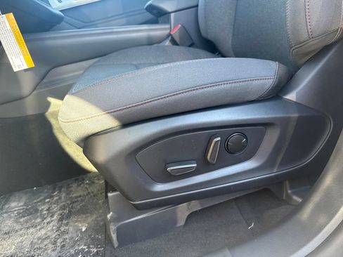 New 2026 Ford Explorer Active RWD image 4