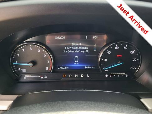 Used 2022 Ford Explorer XLT w/ Equipment Group 202A RWD image 8