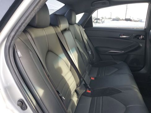 Used 2022 Toyota Avalon XSE image 27