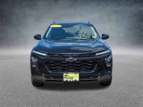 Certified 2024 Chevrolet Trax ACTIV w/ Sunroof Package image 4