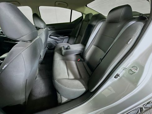 Used 2023 Nissan Altima 2.5 SV FWD image 26