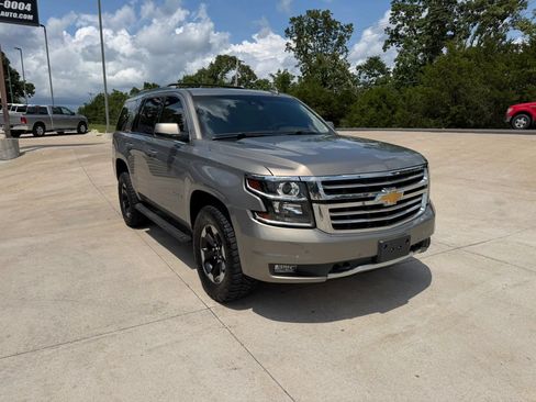 Used 2018 Chevrolet Tahoe LT AWD/4WD image 3