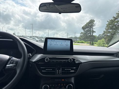 Used 2024 Ford Escape Active image 23