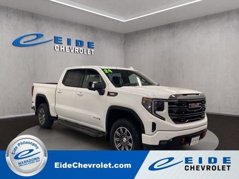 Used 2024 GMC Sierra 1500 AT4 w/ Technology Package AWD/4WD image 1