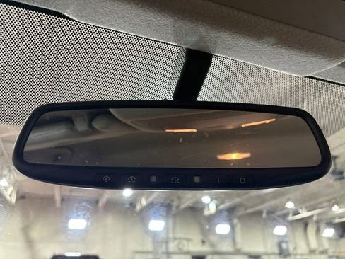 Used 2013 Toyota Prius V Five image 9