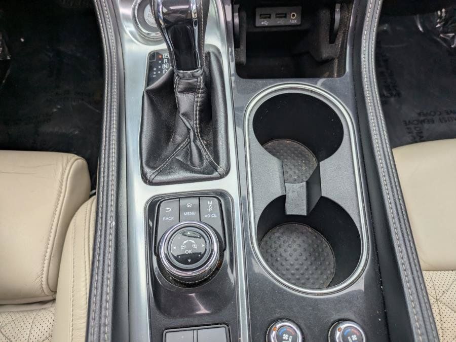 Used 2016 Nissan Maxima Platinum FWD image 6