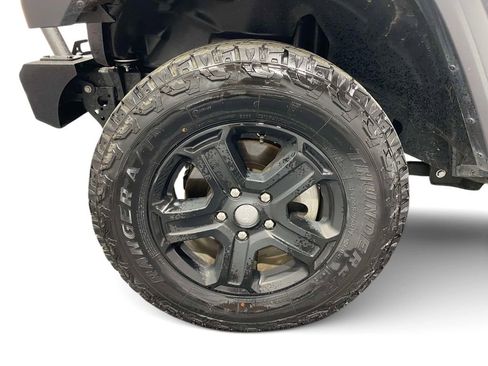 Used 2021 Jeep Wrangler Sport AWD/4WD image 8