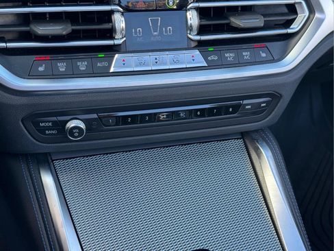 Used 2022 BMW 430i Convertible w/ M Sport Package RWD image 21