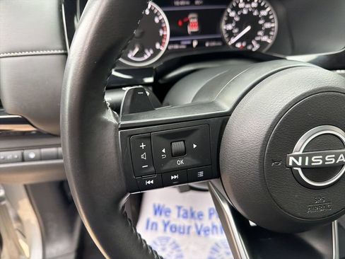 Used 2024 Nissan Pathfinder SV FWD image 18