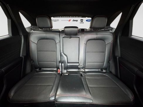 Used 2025 Ford Escape ST-Line w/ Tech Pack #1 AWD/4WD image 14