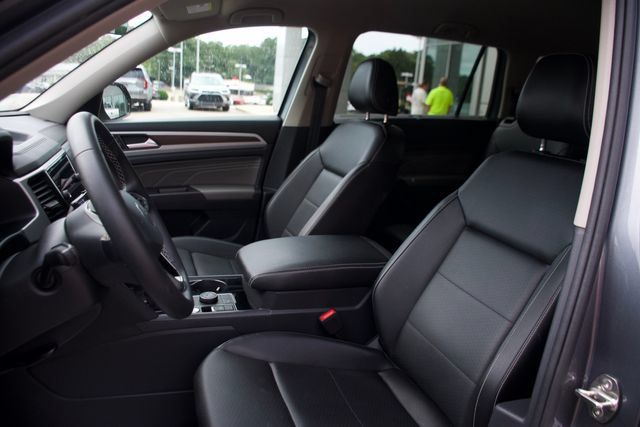 Used 2023 Volkswagen Atlas SE AWD/4WD image 16