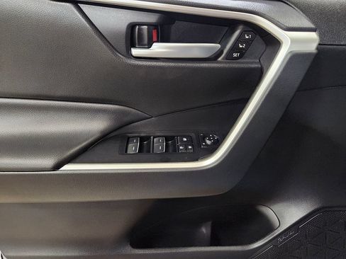 Used 2025 Toyota RAV4 XLE Premium w/ Weather Package AWD/4WD image 41