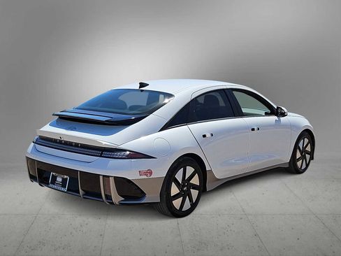 Used 2024 Hyundai Ioniq 6 Limited RWD image 8
