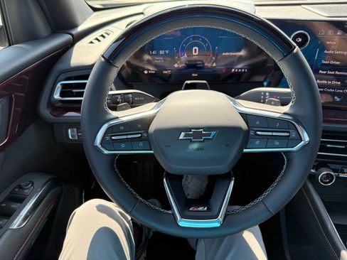 New 2026 Chevrolet Traverse Z71 w/ Enhanced Driving Package image 24