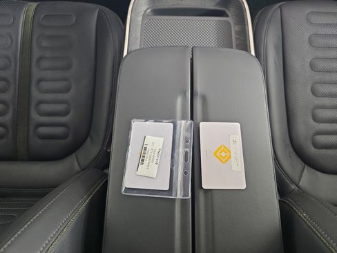 Used 2023 Rivian R1T Adventure image 29