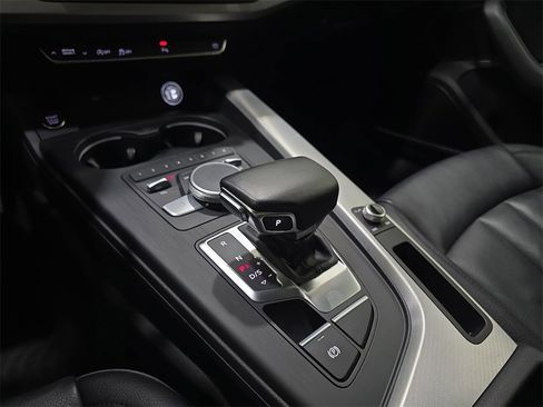 Used 2018 Audi A4 2.0T Premium Plus image 27
