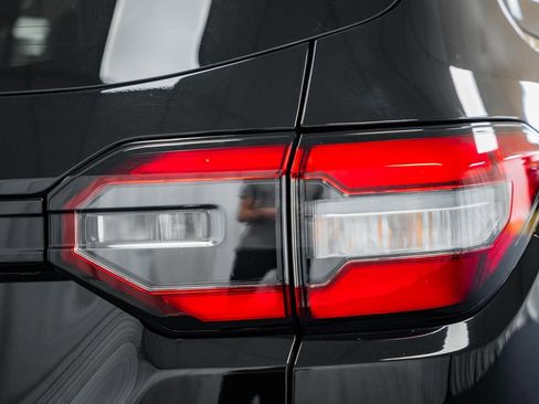 Used 2024 Honda Pilot EX-L image 18