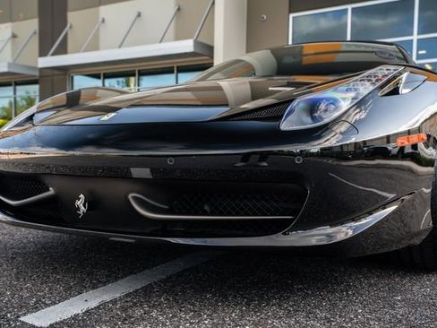 Used 2015 Ferrari 458 Italia Coupe image 16