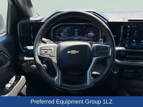 Used 2024 Chevrolet Silverado 1500 LTZ AWD/4WD image 8