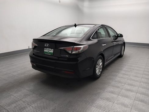 Used 2016 Hyundai Sonata SE FWD image 9