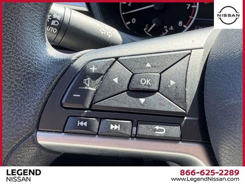 Certified 2023 Nissan Altima 2.5 SV FWD image 17