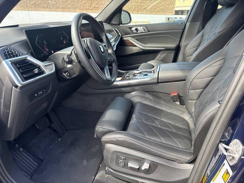 Used 2024 BMW X5 sDrive40i w/ Executive Package RWD image 12