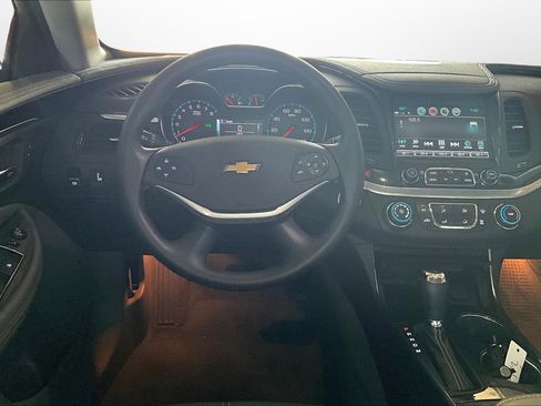 Used 2019 Chevrolet Impala LS image 5