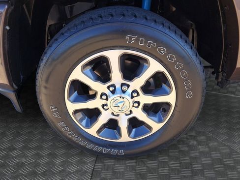 Used 2024 RAM 2500 Limited w/ Towing Technology Group image 24