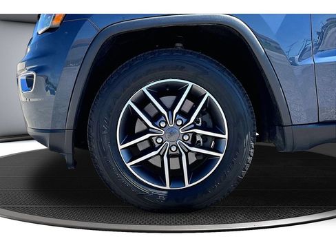 Used 2021 Jeep Grand Cherokee Limited w/ Sun & Sound Group AWD/4WD image 52