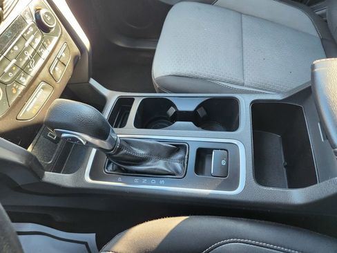 Used 2018 Ford Escape SE w/ Ford Safe & Smart Package image 12