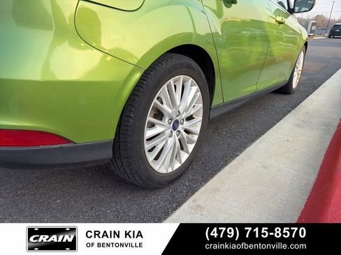 Used 2018 Ford Focus Titanium image 8