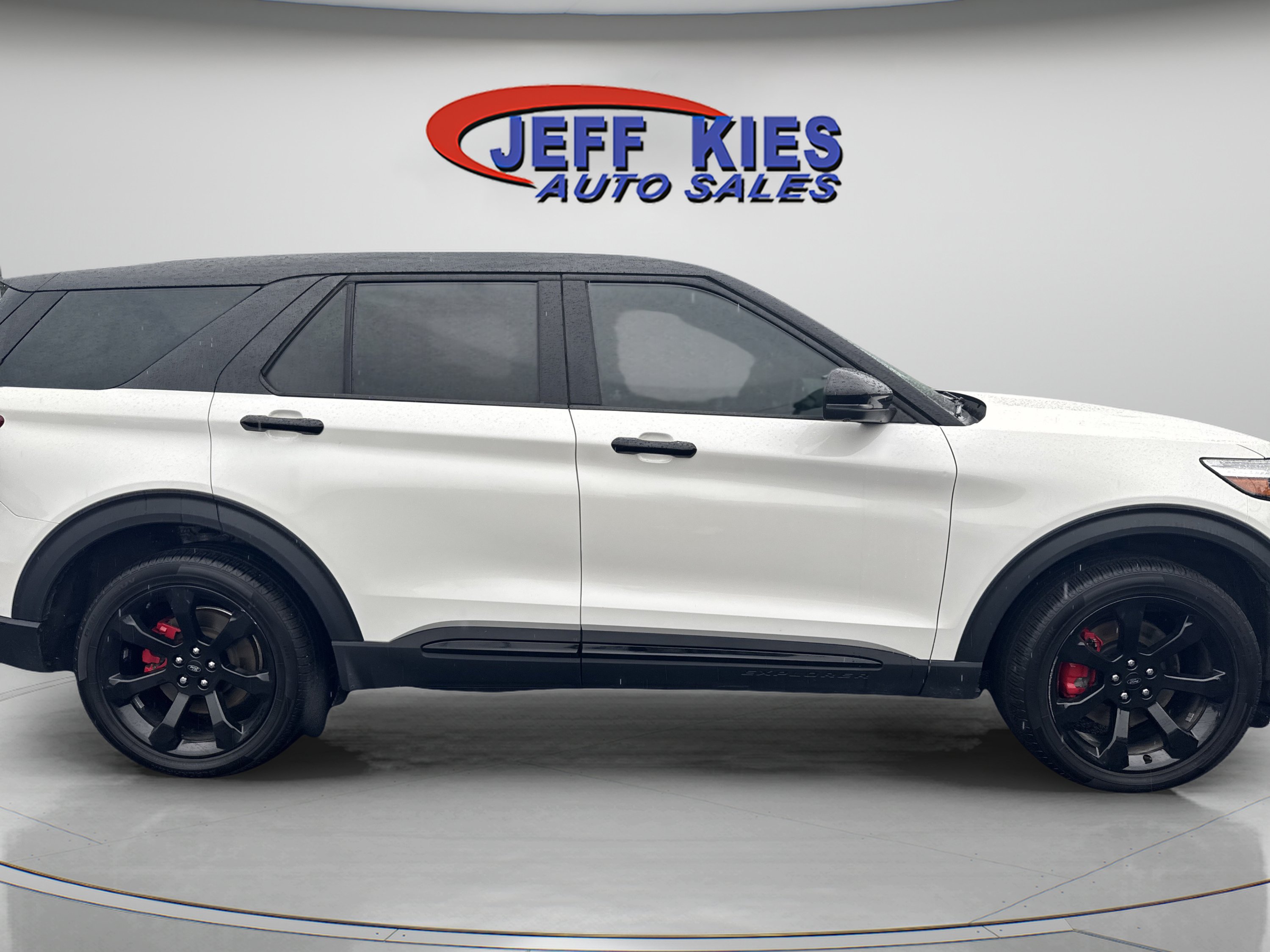 Used 2022 Ford Explorer ST w/ Equipment Group 401A AWD/4WD image 4