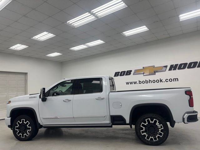 New 2026 Chevrolet Silverado 2500 High Country w/ High Country Premium Package AWD/4WD image 8
